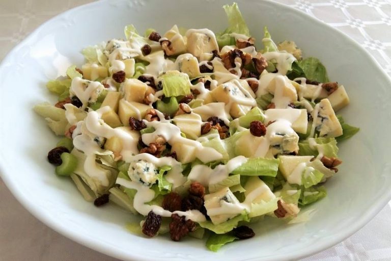 plato de ensalada Waldorf